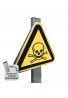 Danger, Matières toxiques ISO W016 - Panneau Type Routier Avec Rebord