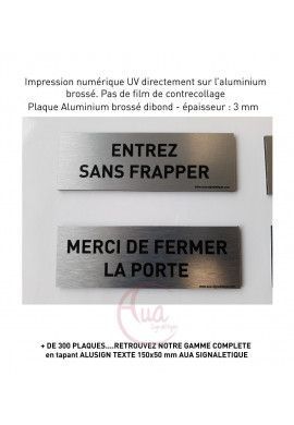Plaque de porte Aluminium brossé imprimé AluSign Texte - 150x50 mm - Merci de fermer la porte - Double Face adhésif au dos