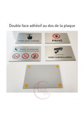 Plaque de porte Aluminium brossé imprimé AluSign - 210x150 mm - Privé - Double Face adhésif au dos