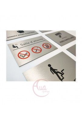 Plaque de porte Aluminium brossé imprimé AluSign - 210x150 mm - Toilettes Femmes handicapées - Double Face adhésif au dos